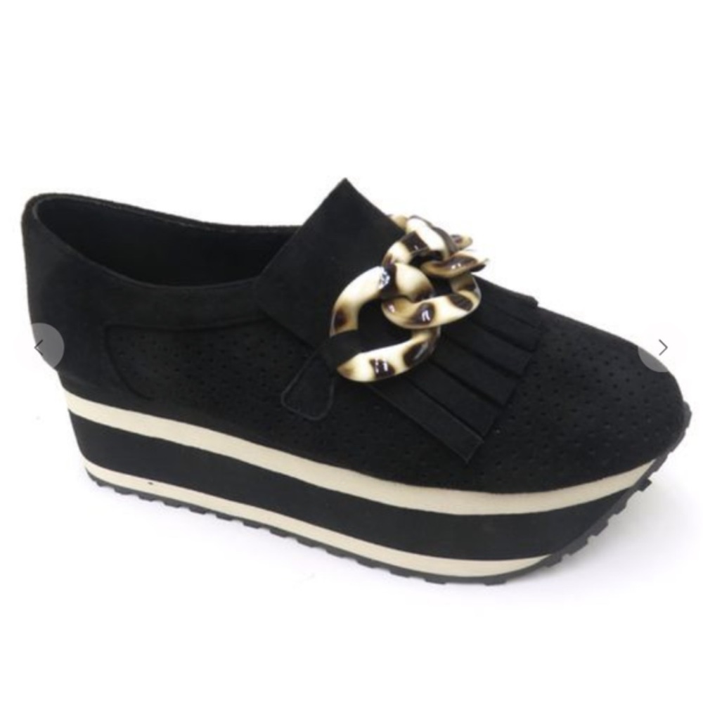 Loma platform sneaker in black
